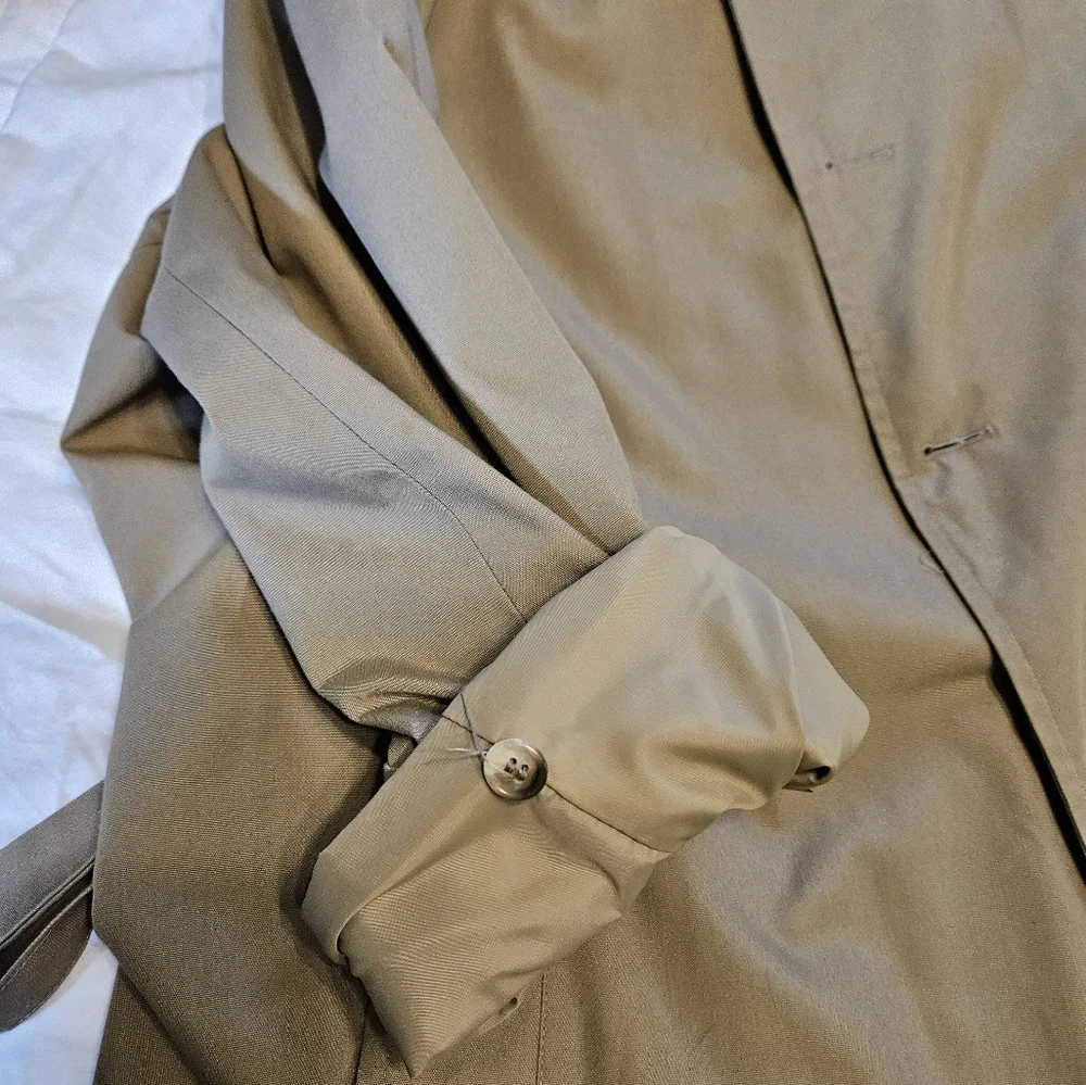 Botany 500 Men's Tan Trench Coat - Picture 14 of 15